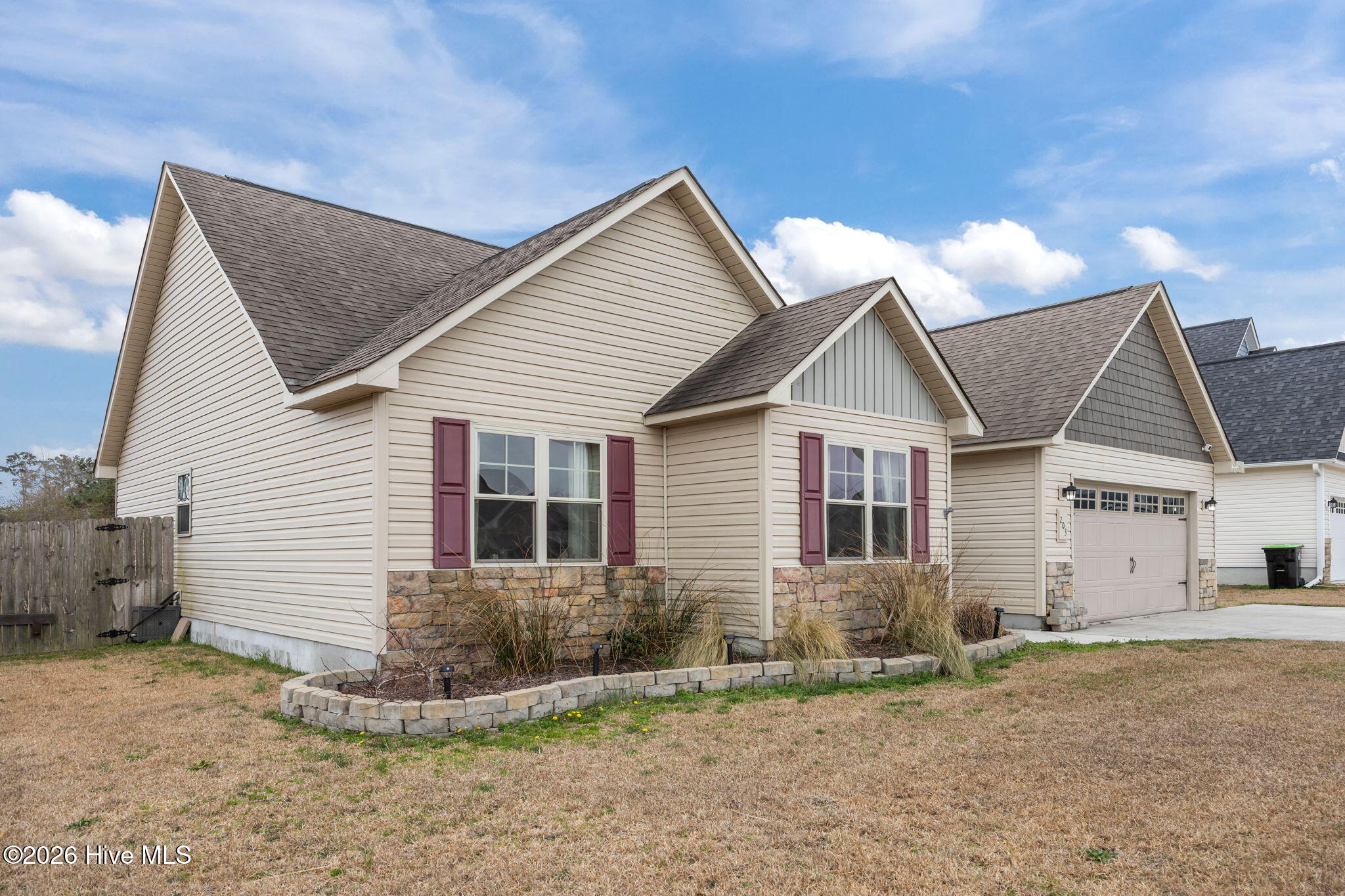 203 Brice Court Hubert, NC 28539 - Photo 3 of 50 3-web-or-mls-203 Brice Ct. 87