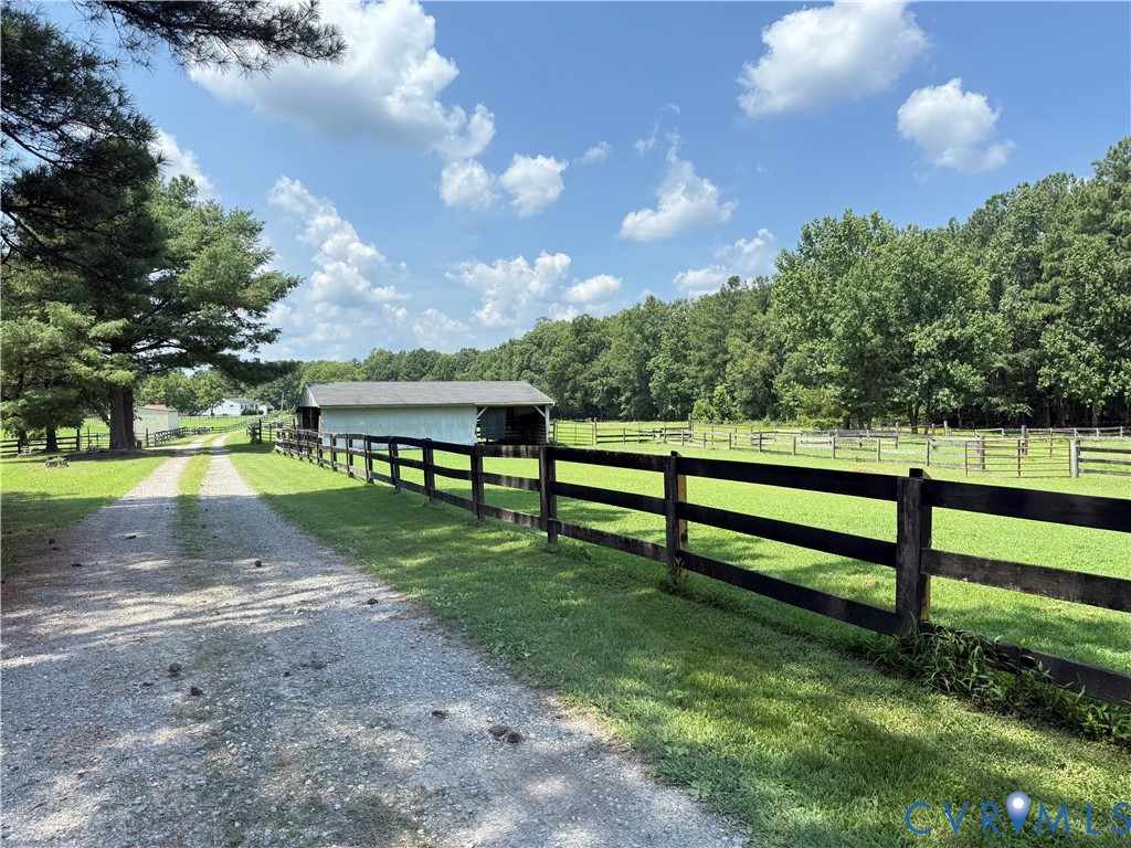 14357 Western Riders Lane Glen Allen, VA 23059 - Photo 3 of 50 Gallery Image 3