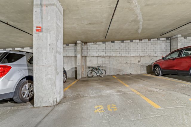 225 South Sangamon Street, Unit 412 Chicago, IL 60607 - Photo 26 of 29 a view of parking area