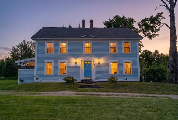 $715,000 | 567 First Crown Point Road, Strafford, NH 03884