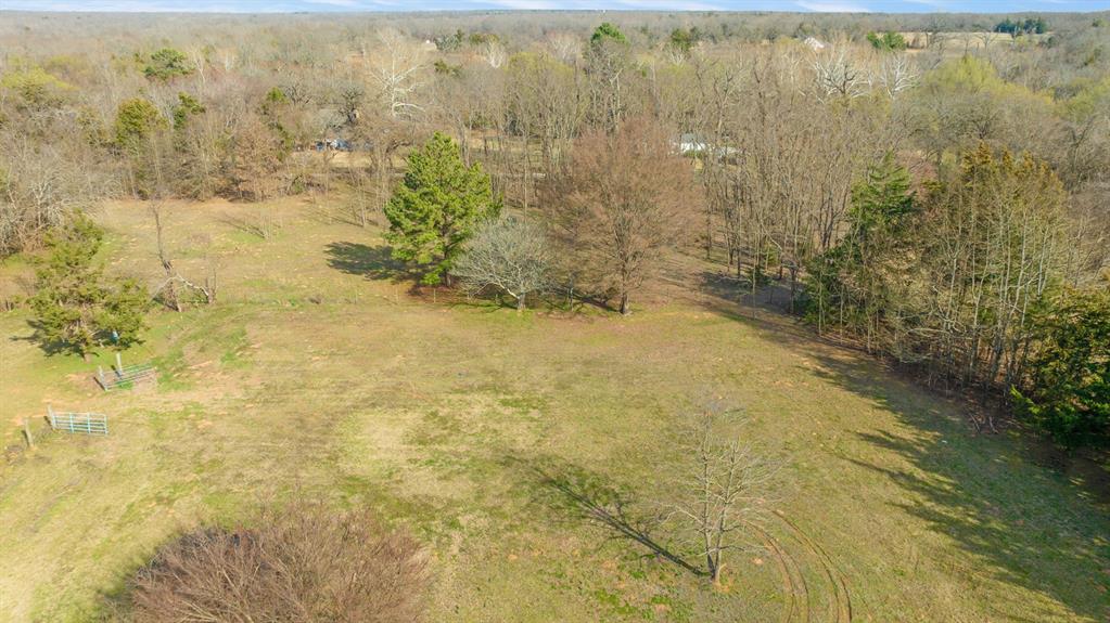 247 County Road Paris, TX 75462 - Photo 17 of 22