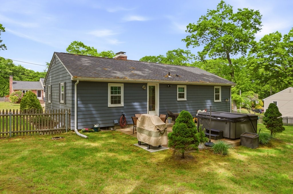 78 Grand View Road East Greenwich, RI 02818 - Photo 43 of 47