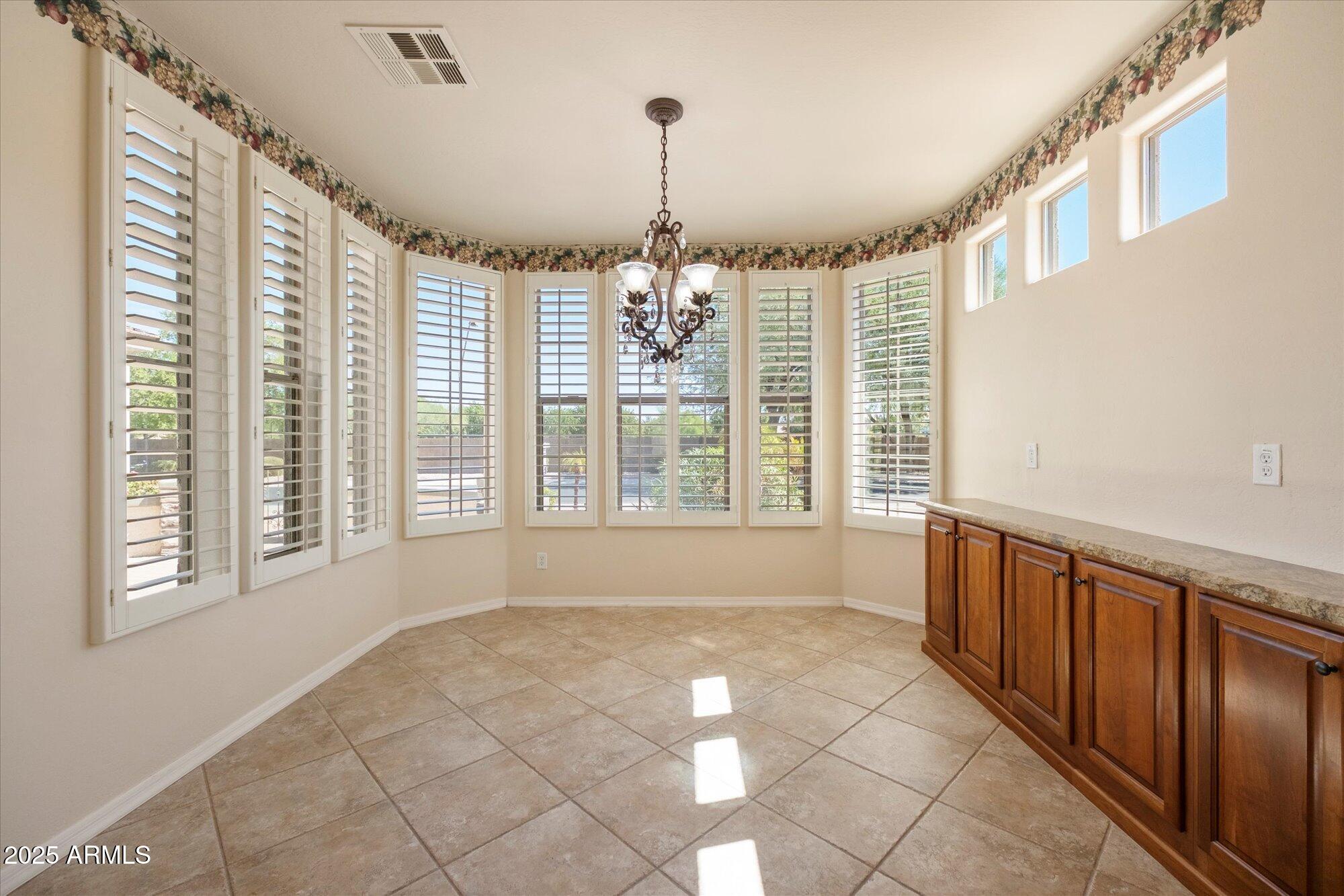 5402 South Ranger Court Gilbert, AZ 85298 - Photo 13 of 49 Breakfast Room