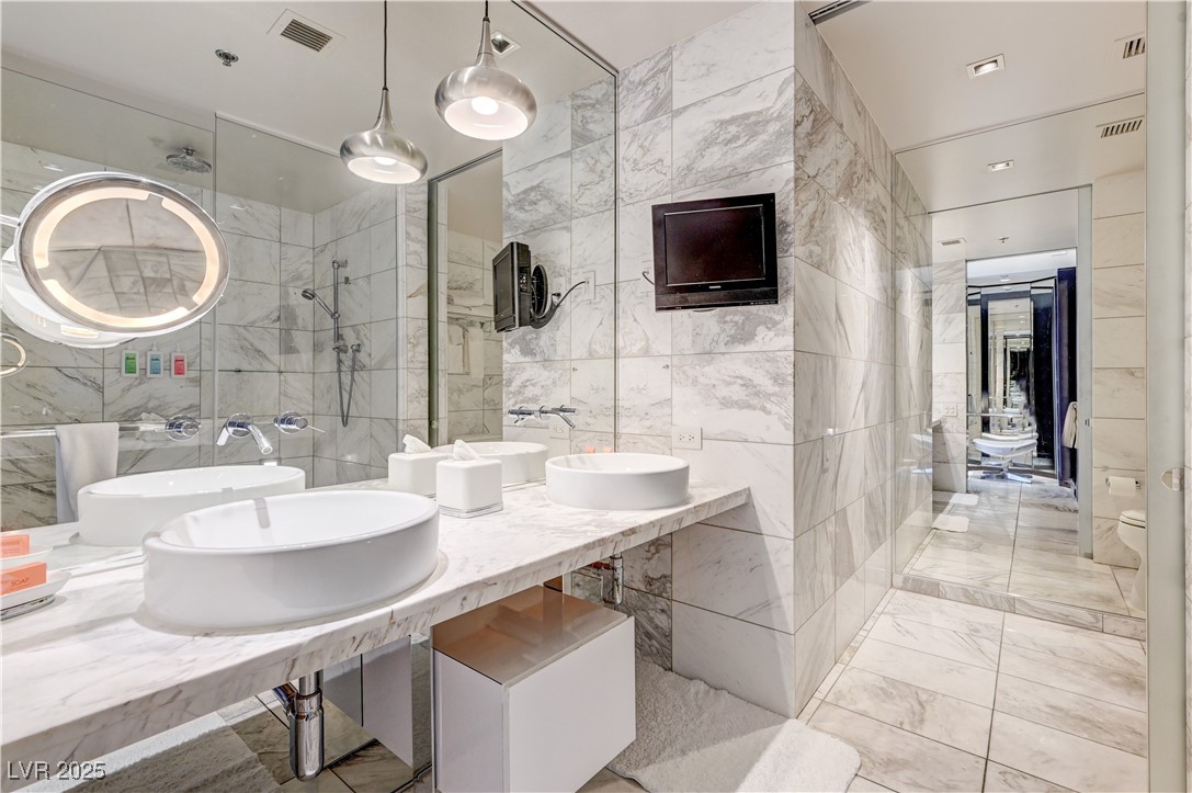 4381 West Flamingo Road, Unit 2201 Las Vegas, NV 89103 - Photo 15 of 21