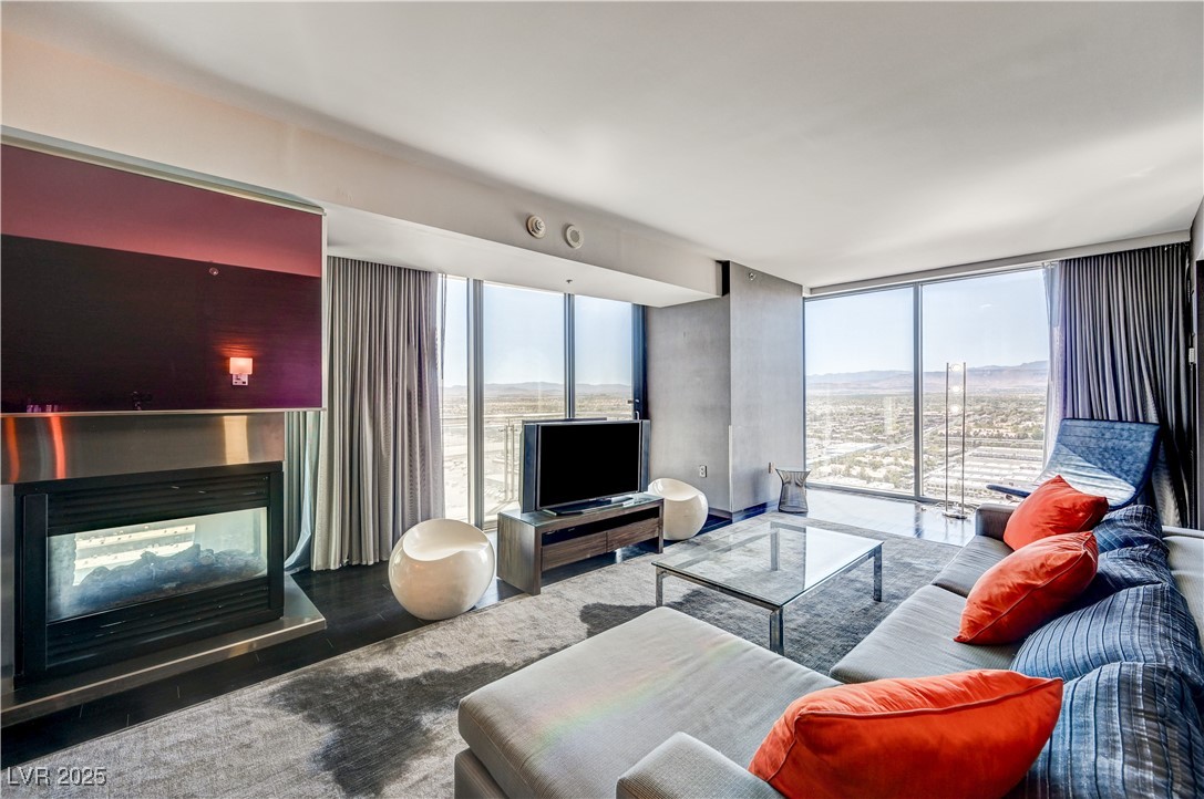 4381 West Flamingo Road, Unit 2201 Las Vegas, NV 89103 - Photo 8 of 21