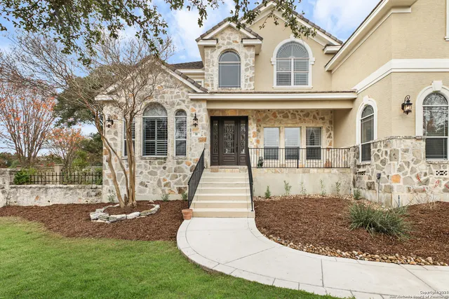 $1,115,000 | 18 Champion Trail, San Antonio, TX 78258