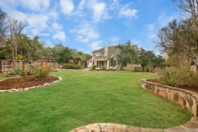 $1,115,000 | 18 Champion Trail, San Antonio, TX 78258
