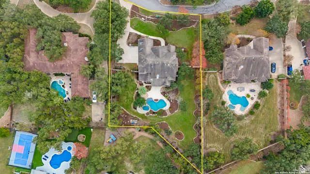 $1,115,000 | 18 Champion Trail, San Antonio, TX 78258