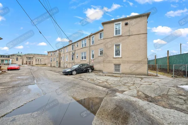 $870 | 1000 Merton Road, Detroit, MI 48203
