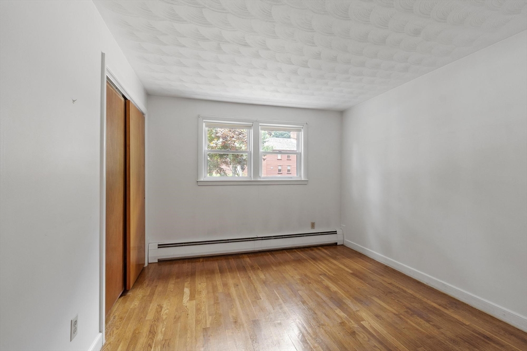 414 Grove Street Reading, MA 01867 - Photo 18 of 37