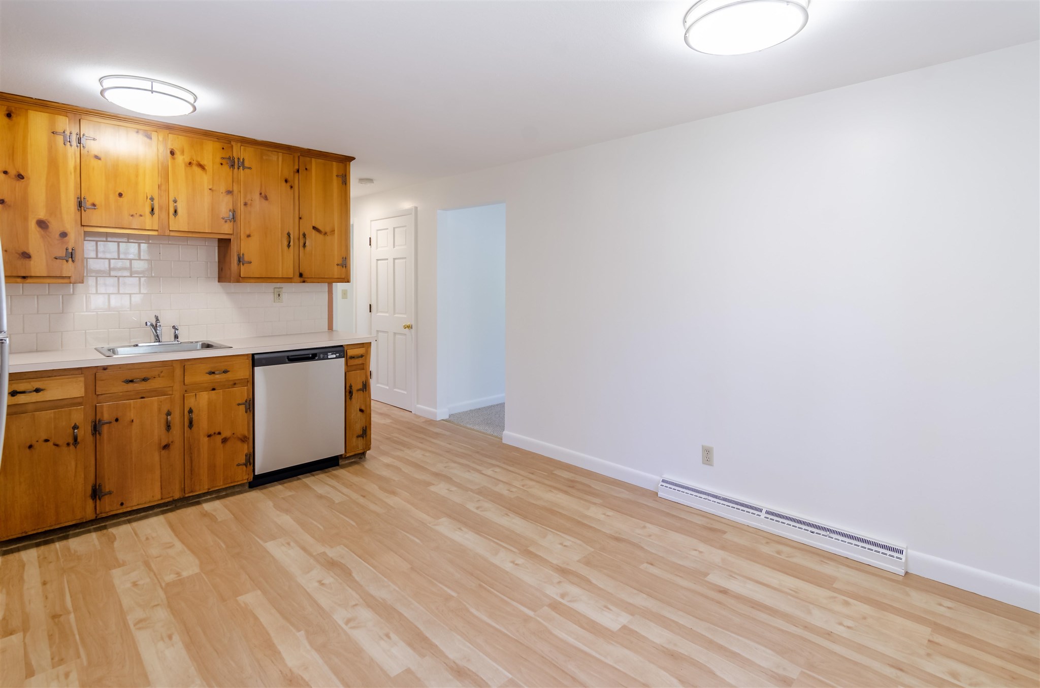 65-67 Tallant Road Pelham, NH 03076 - Photo 6 of 29