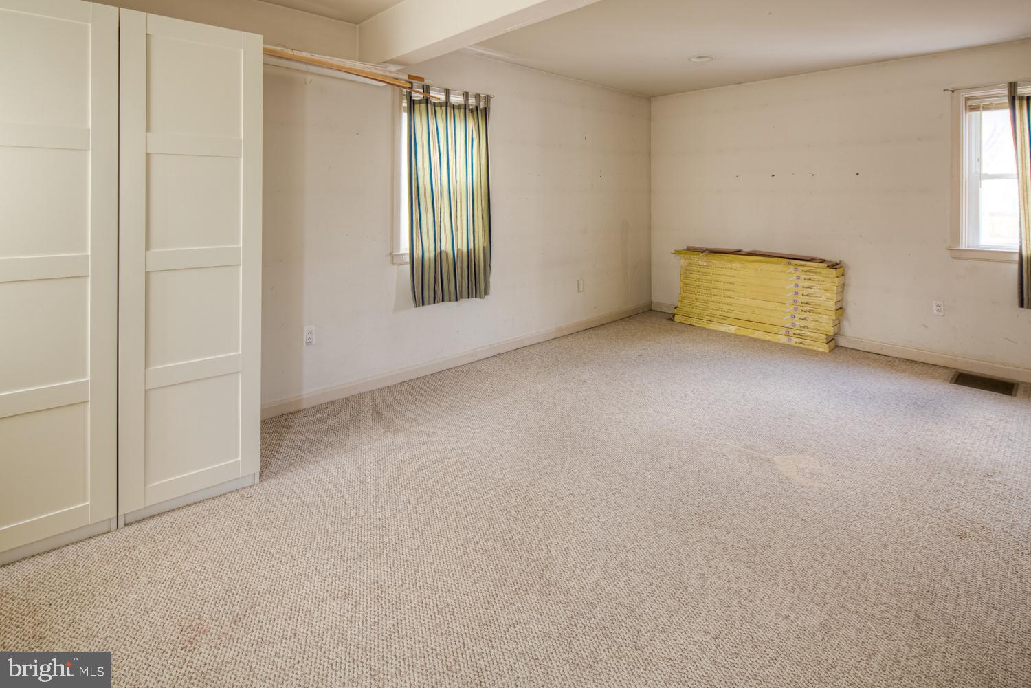 725 Surrey Road Aldan, PA 19018 - Photo 14 of 24 Gallery Image 14
