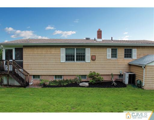 12 Kish Court Edison, NJ 08837 - Photo 19 of 25 Gallery Image 19