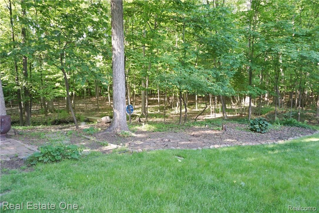 1354 Hathaway Rising Rochester, MI 48306 - Photo 27 of 30 DSC03551.JPG