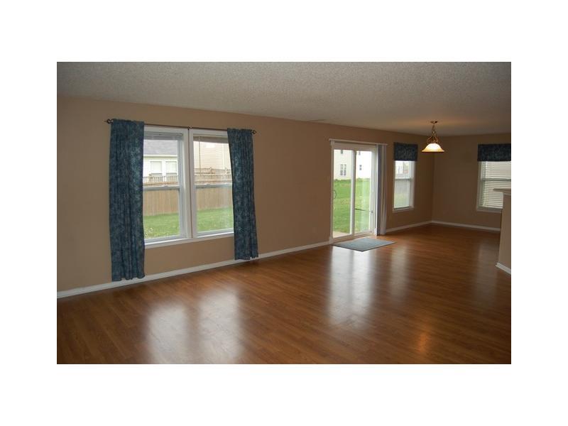 8275 South Rising Sun Drive Pendleton, IN 46064 - Photo 2 of 15