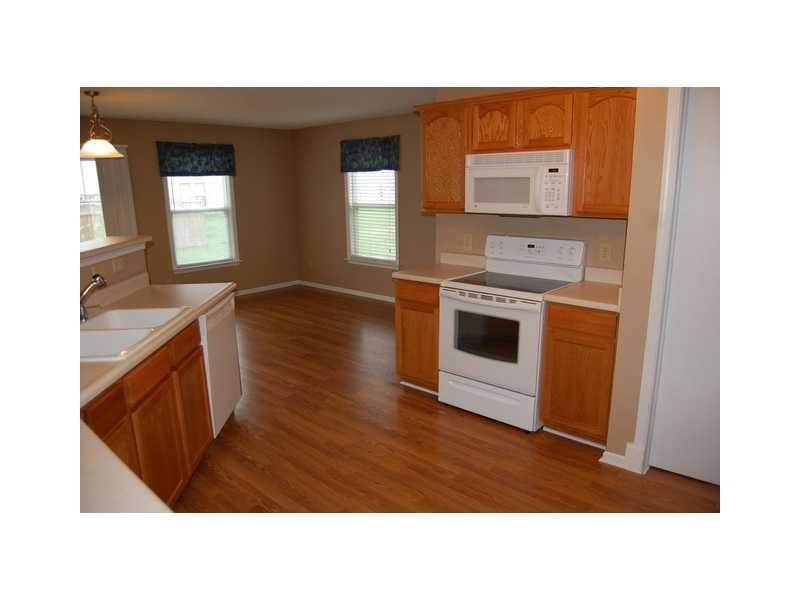 8275 South Rising Sun Drive Pendleton, IN 46064 - Photo 7 of 15