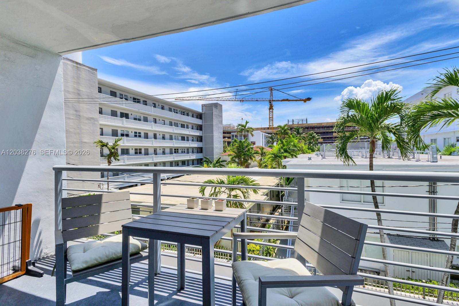 1605 Bay Road, Unit 308 Miami Beach, FL 33139 - Photo 4 of 32