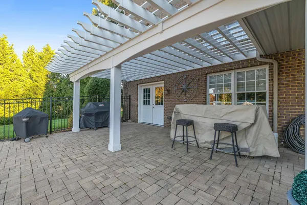 $925,000 | 19 Fieldhaven Place, Staunton, VA 24401