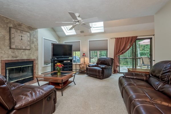 24 Heathers Path Plympton, MA 02367 - Photo 5 of 20 Gallery Image 5