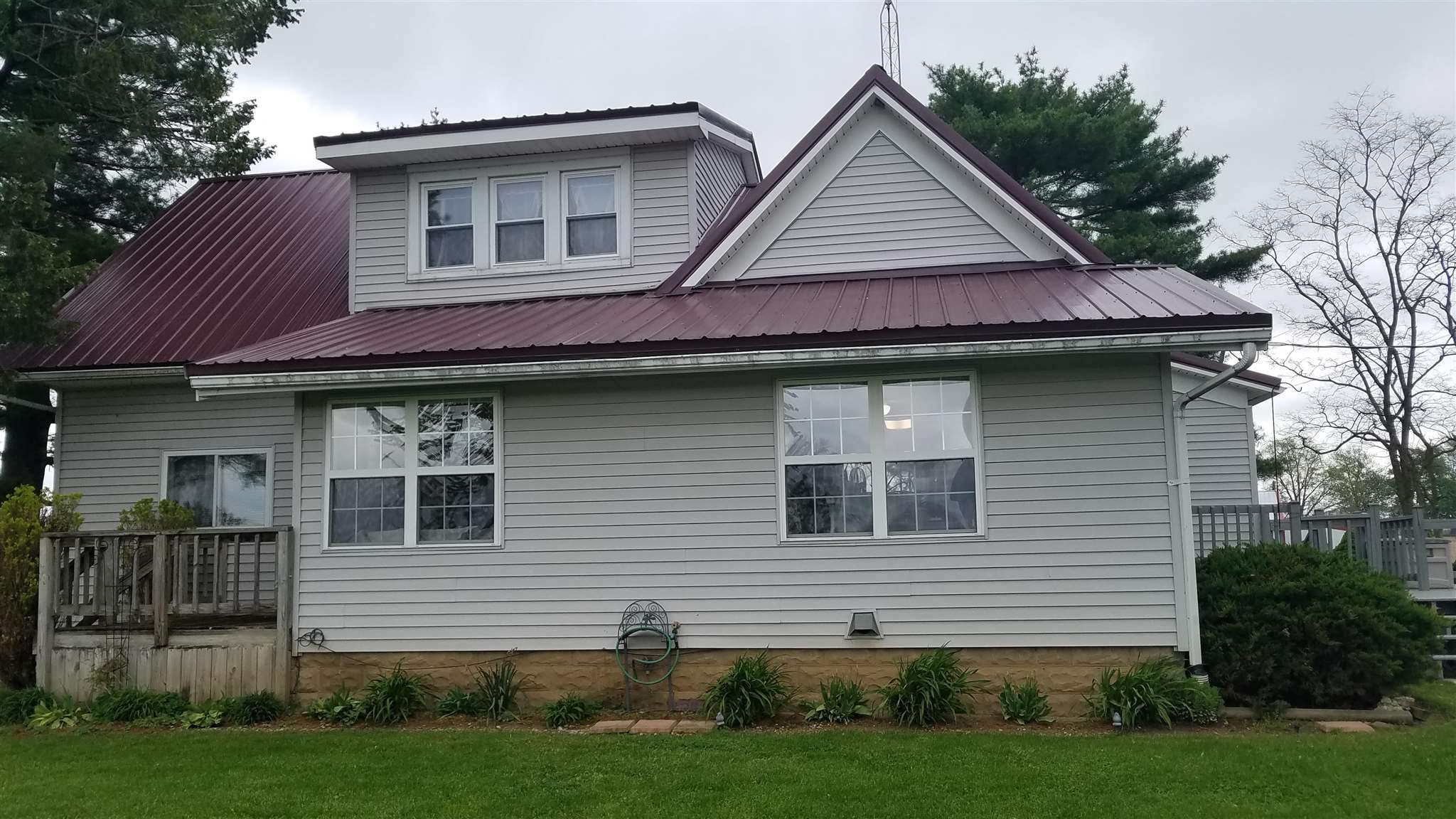 5705 East 250 South Rochester, IN 46975 - Photo 3 of 17