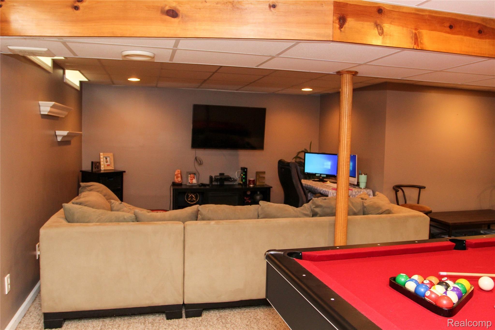 32455 Ridgefield Avenue Warren, MI 48088 - Photo 20 of 34 Basement 2.jpg