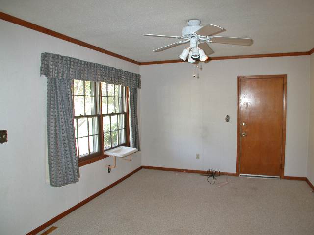403 Whitehall Road Anderson, SC 29625 - Photo 3 of 5