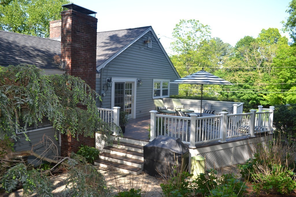 10 Burnham Road Wenham, MA 01984 - Photo 3 of 29 Gallery Image 3