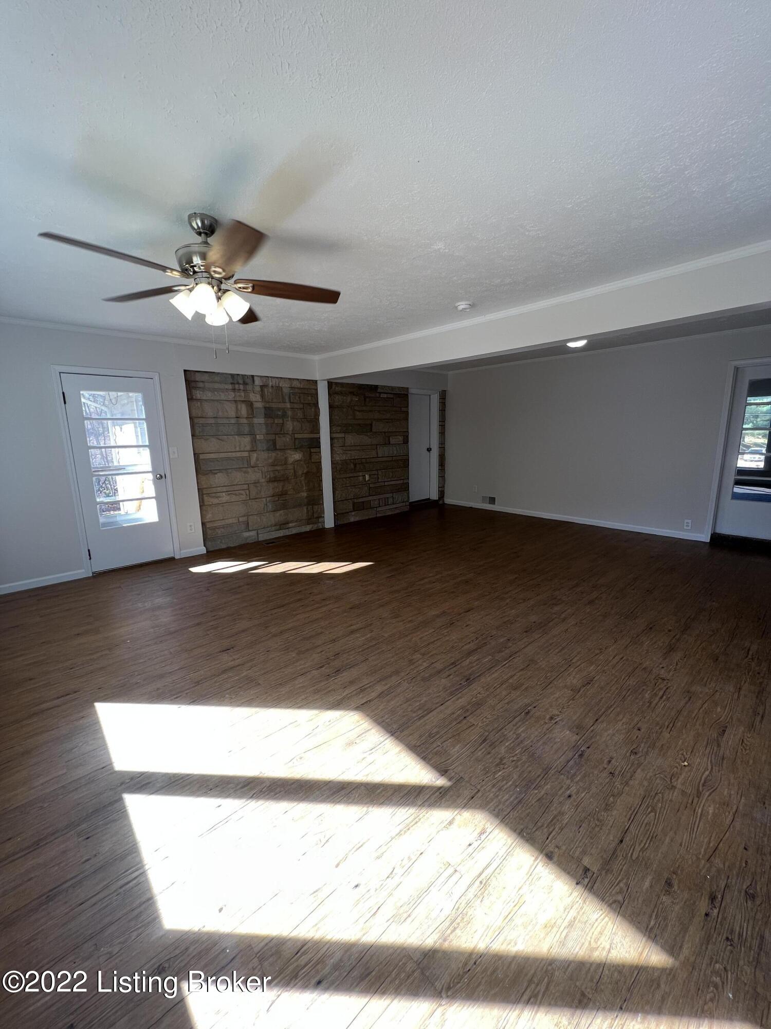 1309 Old State Road Brandenburg, KY 40108 - Photo 4 of 24 30F94C29-89F2-4B18-ADC6-28D12CE823E3