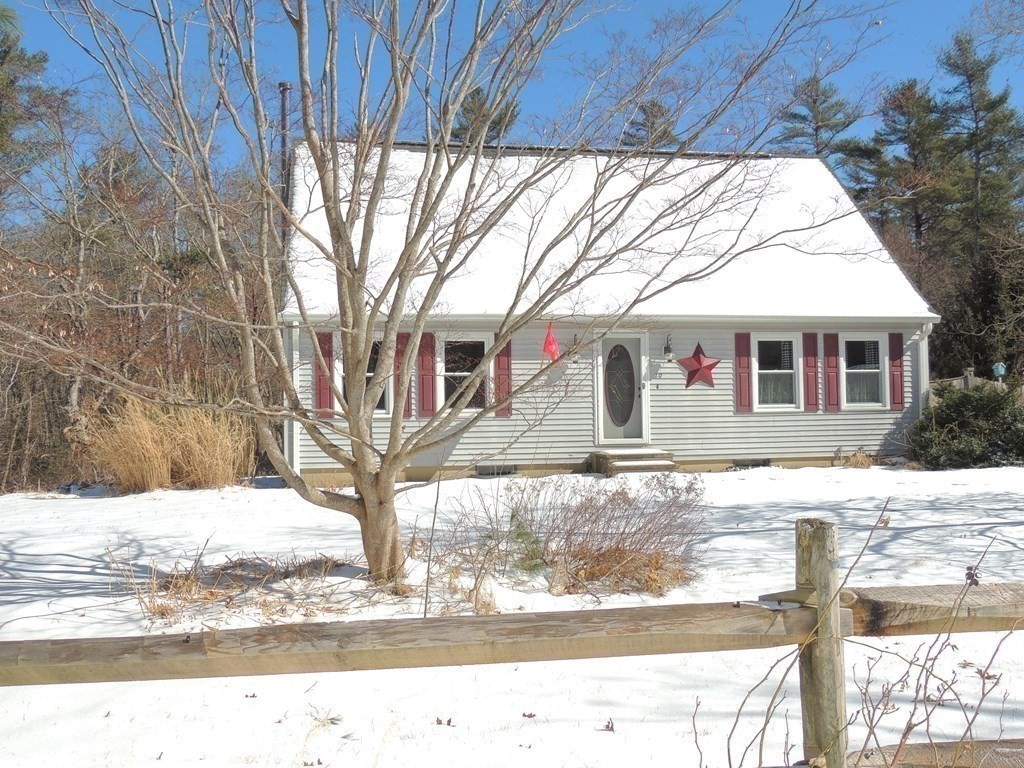 20 Helen Street Wareham, MA 02576 - Photo 3 of 22 Gallery Image 3