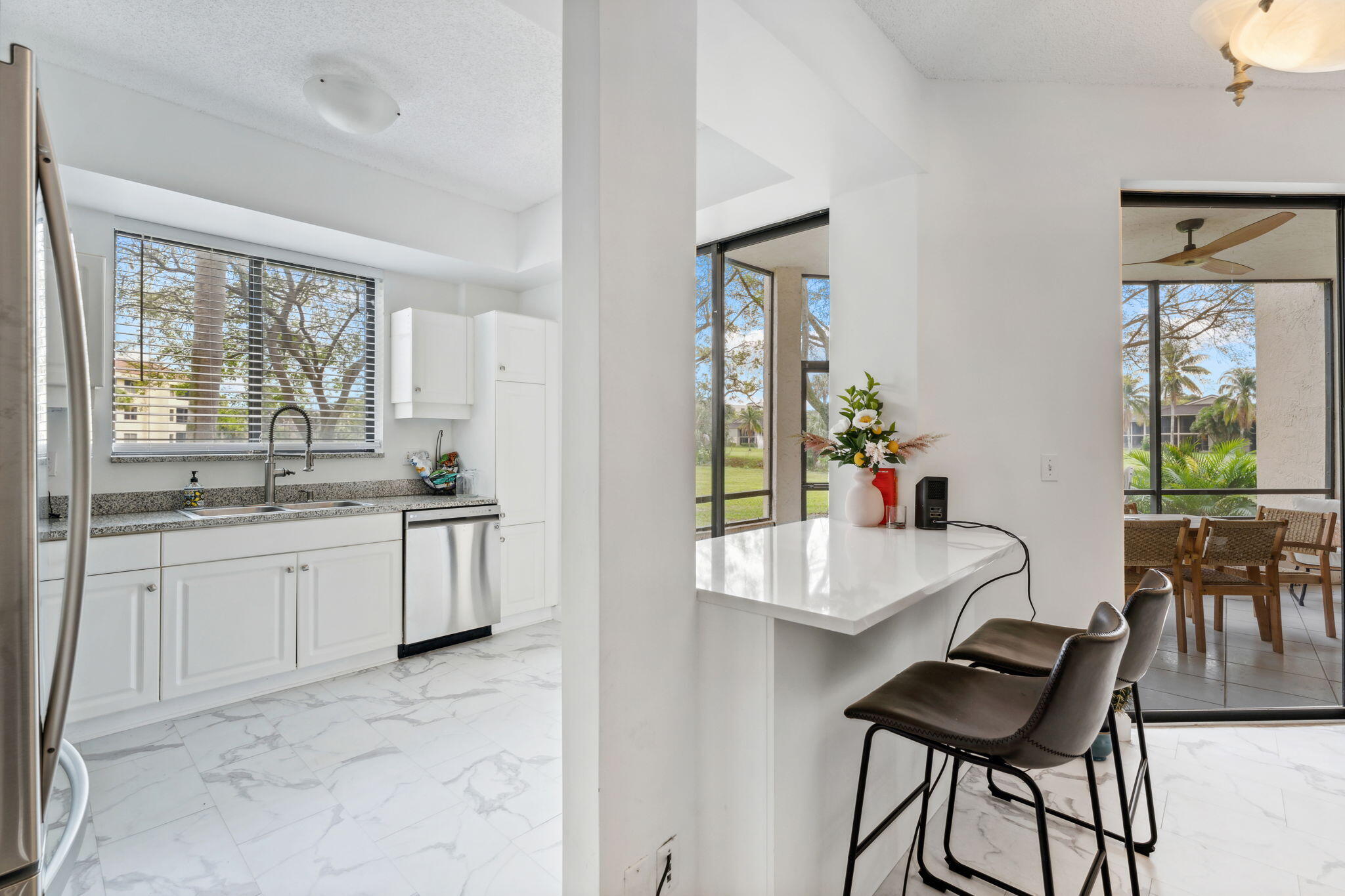 7546 La Paz Boulevard, Unit 105 Boca Raton, FL 33433 - Photo 13 of 29 Kitchen