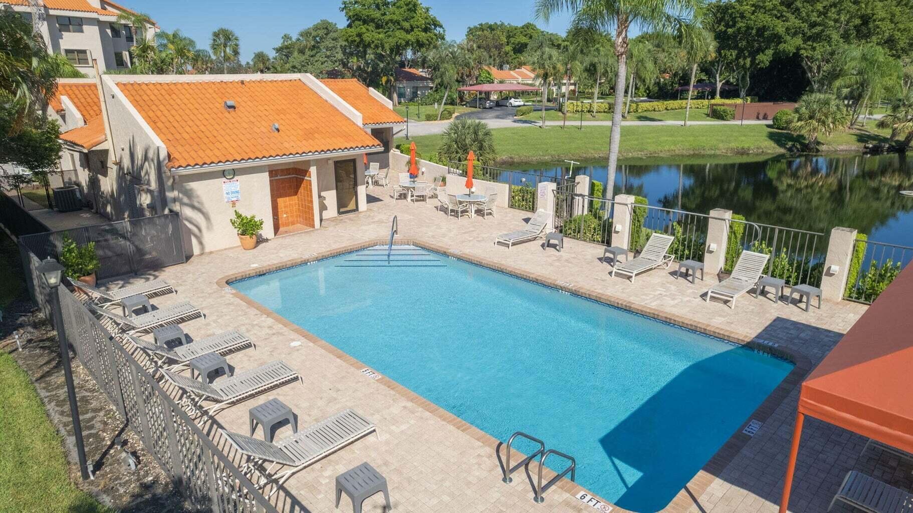 7546 La Paz Boulevard, Unit 105 Boca Raton, FL 33433 - Photo 28 of 29 La Paz Pool