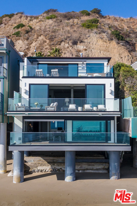 23950 Malibu Road Malibu, CA 90265 - Photo 2 of 24