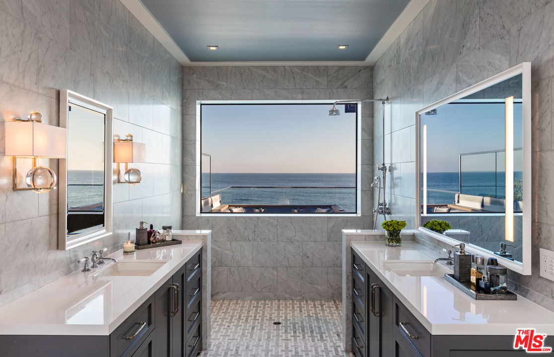 23950 Malibu Road Malibu, CA 90265 - Photo 15 of 24