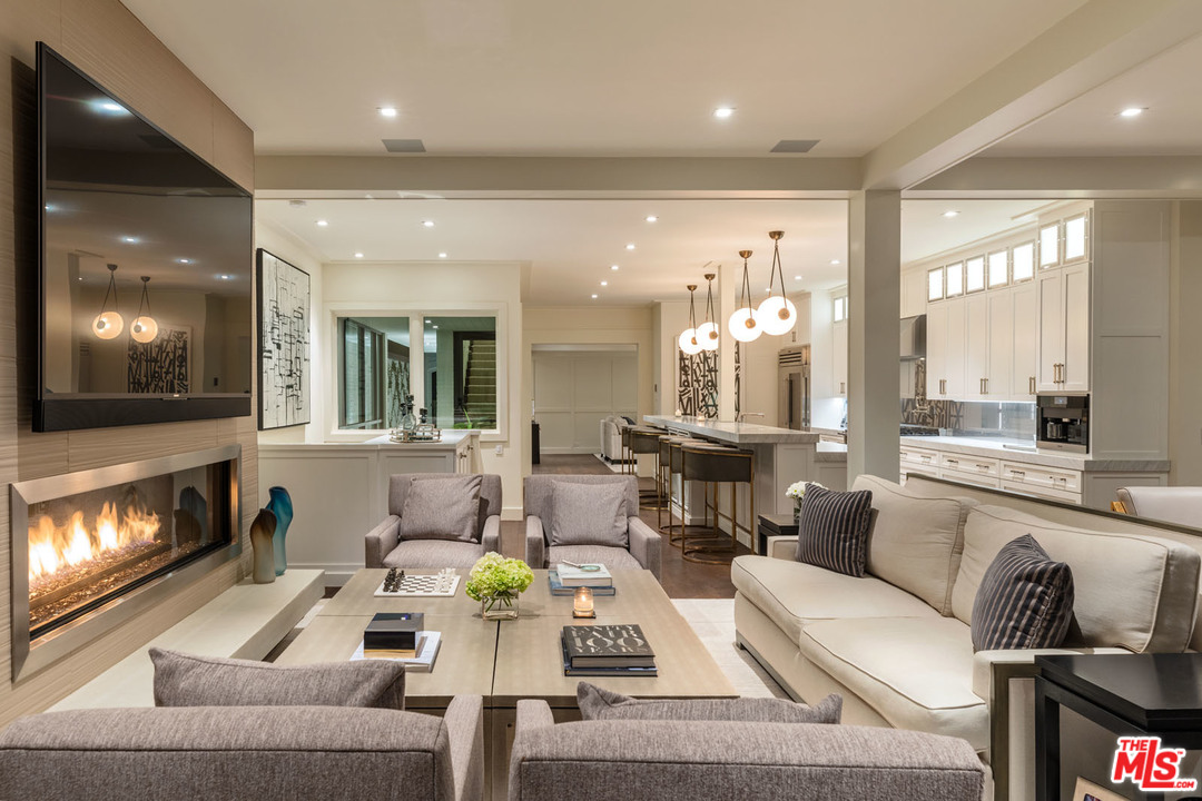 23950 Malibu Road Malibu, CA 90265 - Photo 8 of 24