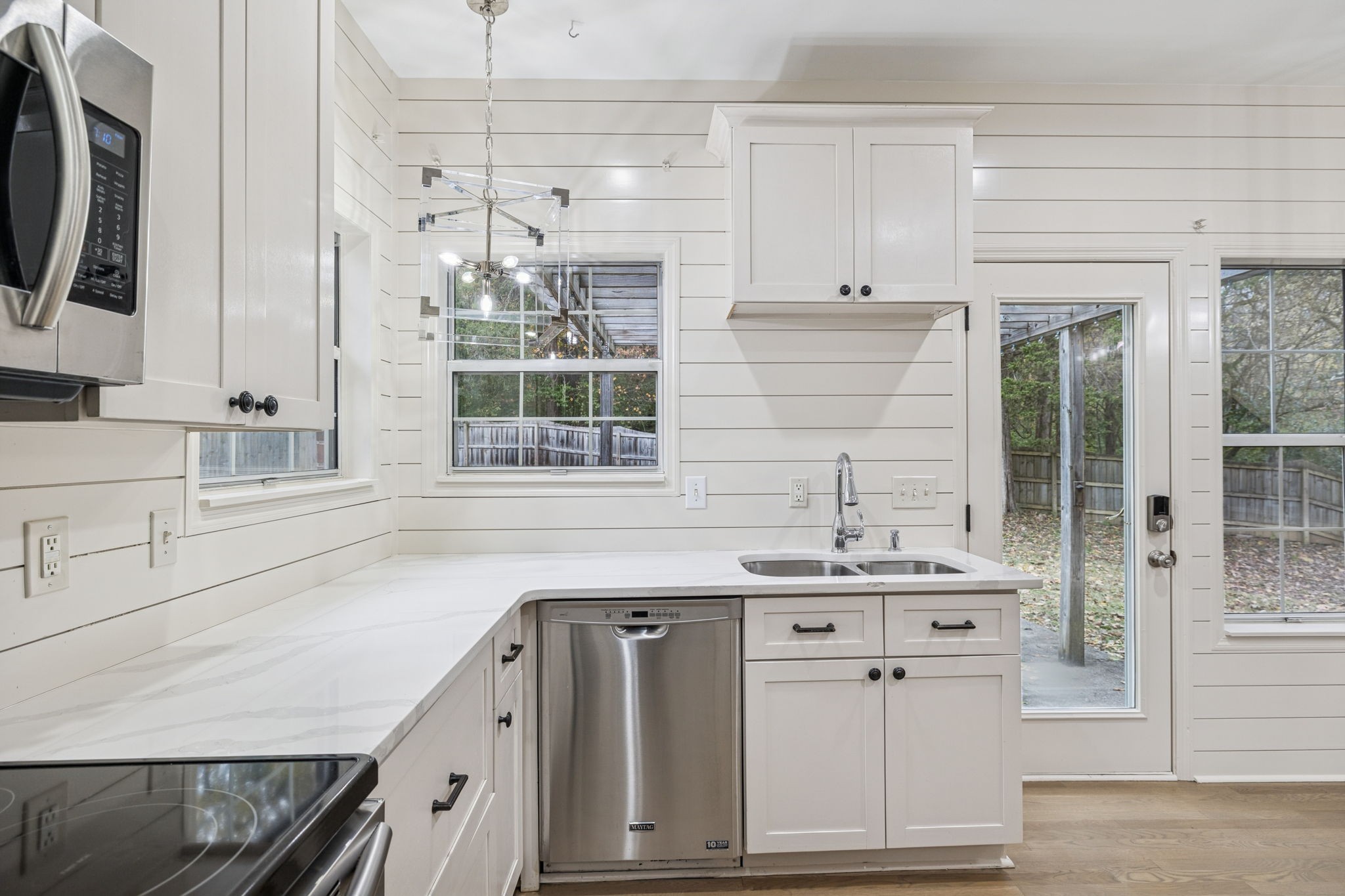 5244 Beech Ridge Road Nashville, TN 37221 - Photo 23 of 77 a bathroom with a sink and a mirror