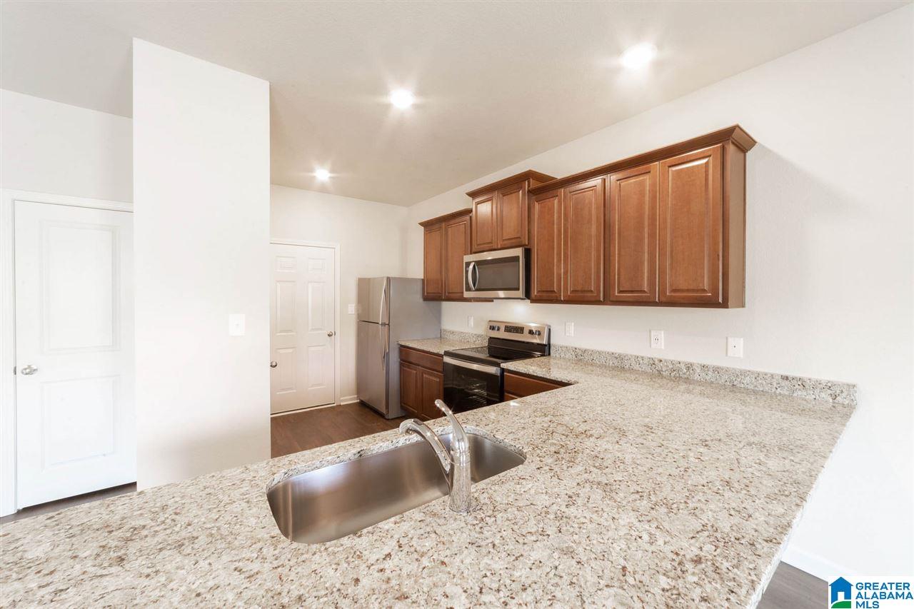 495 Clover Circle Springville, AL 35146 - Photo 4 of 9