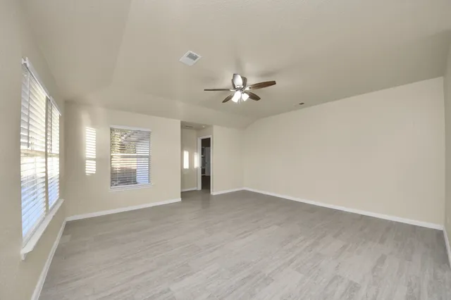 $2,300 | 9622 Sugarblossom Lane, Sugar Land, TX 77498