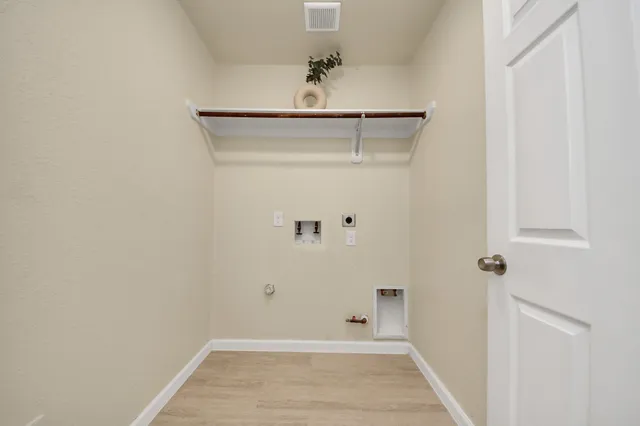 $2,300 | 9622 Sugarblossom Lane, Sugar Land, TX 77498