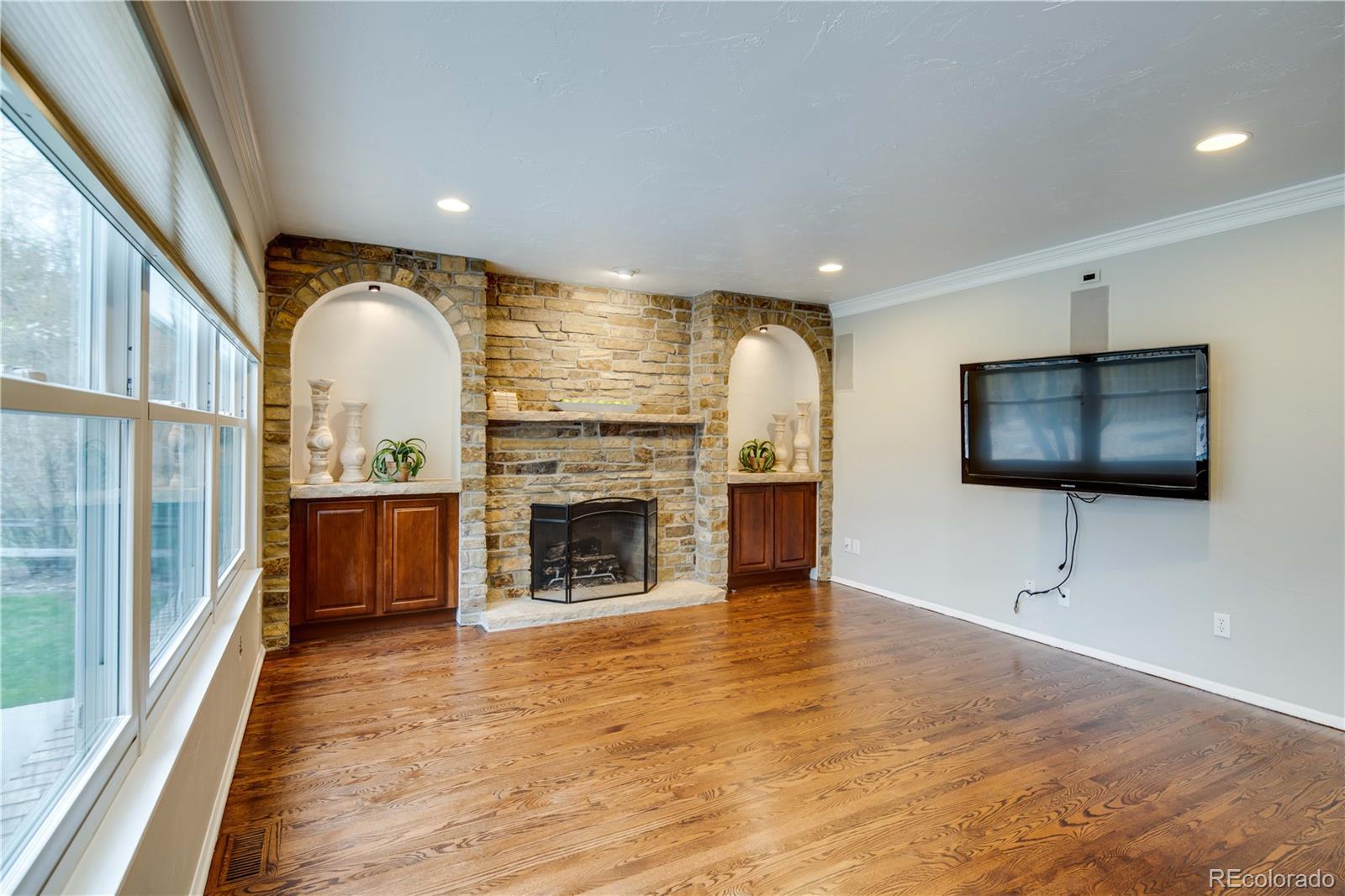 1566 Saltbush Ridge Road Highlands Ranch, CO 80126 - Photo 10 of 38 Gallery Image 10