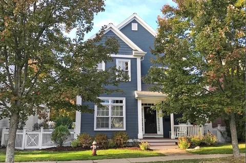 $5,000 | 3 Maple Street, Unit 3, Medfield, MA 02052