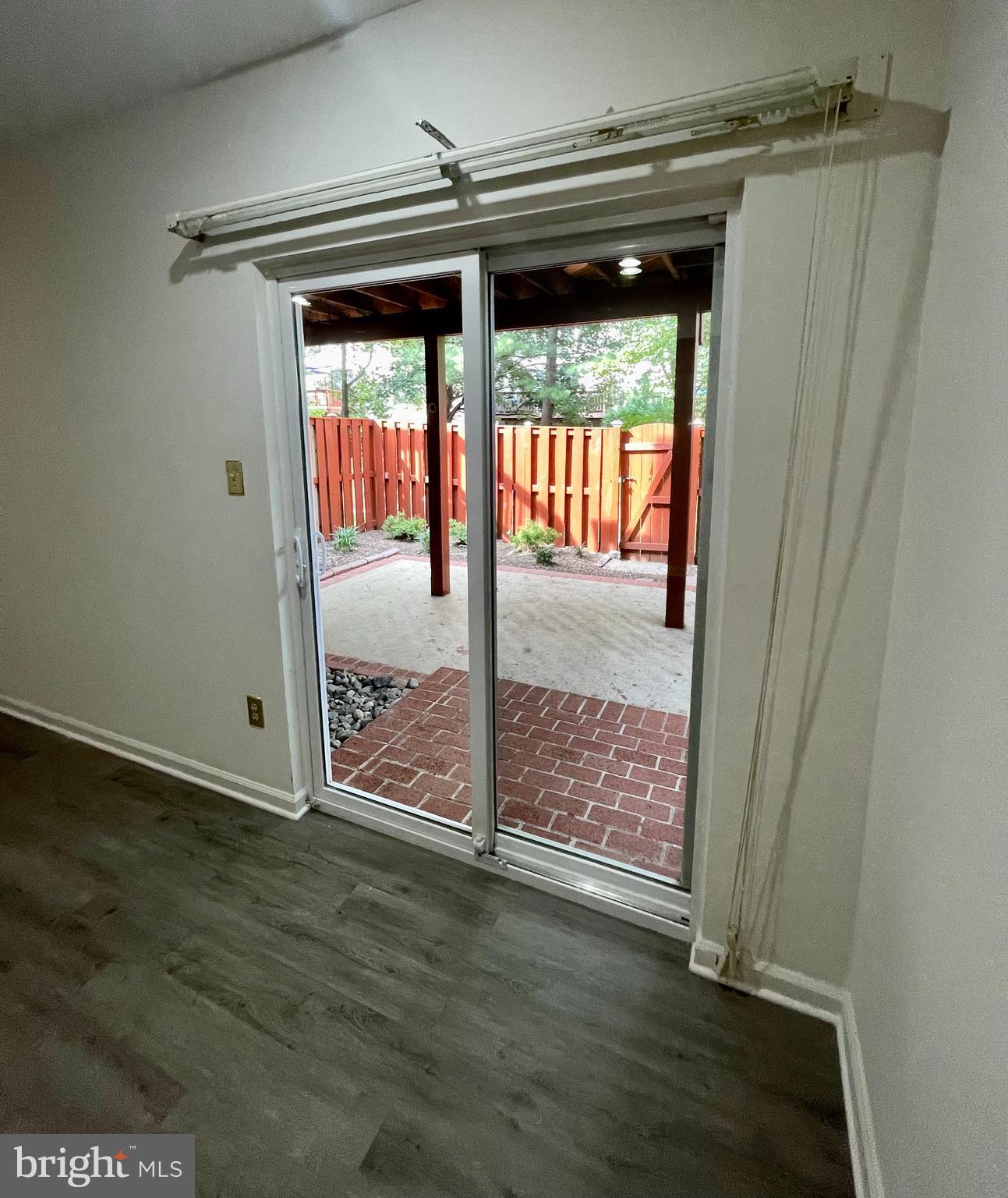46939 Rabbitrun Terrace Sterling, VA 20164 - Photo 26 of 34 Gallery Image 26