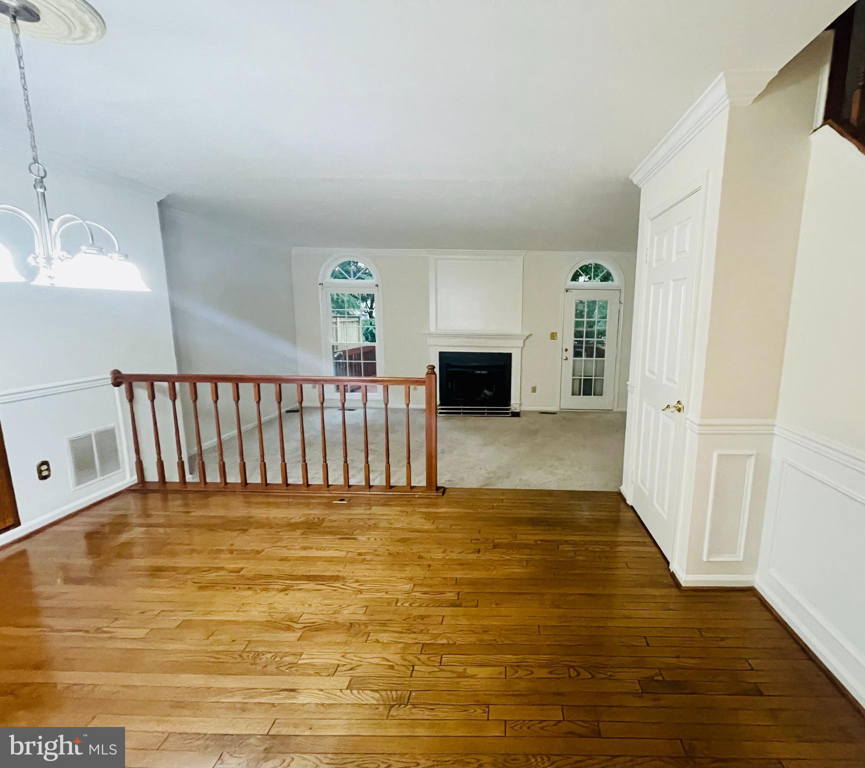 46939 Rabbitrun Terrace Sterling, VA 20164 - Photo 7 of 34 Gallery Image 7