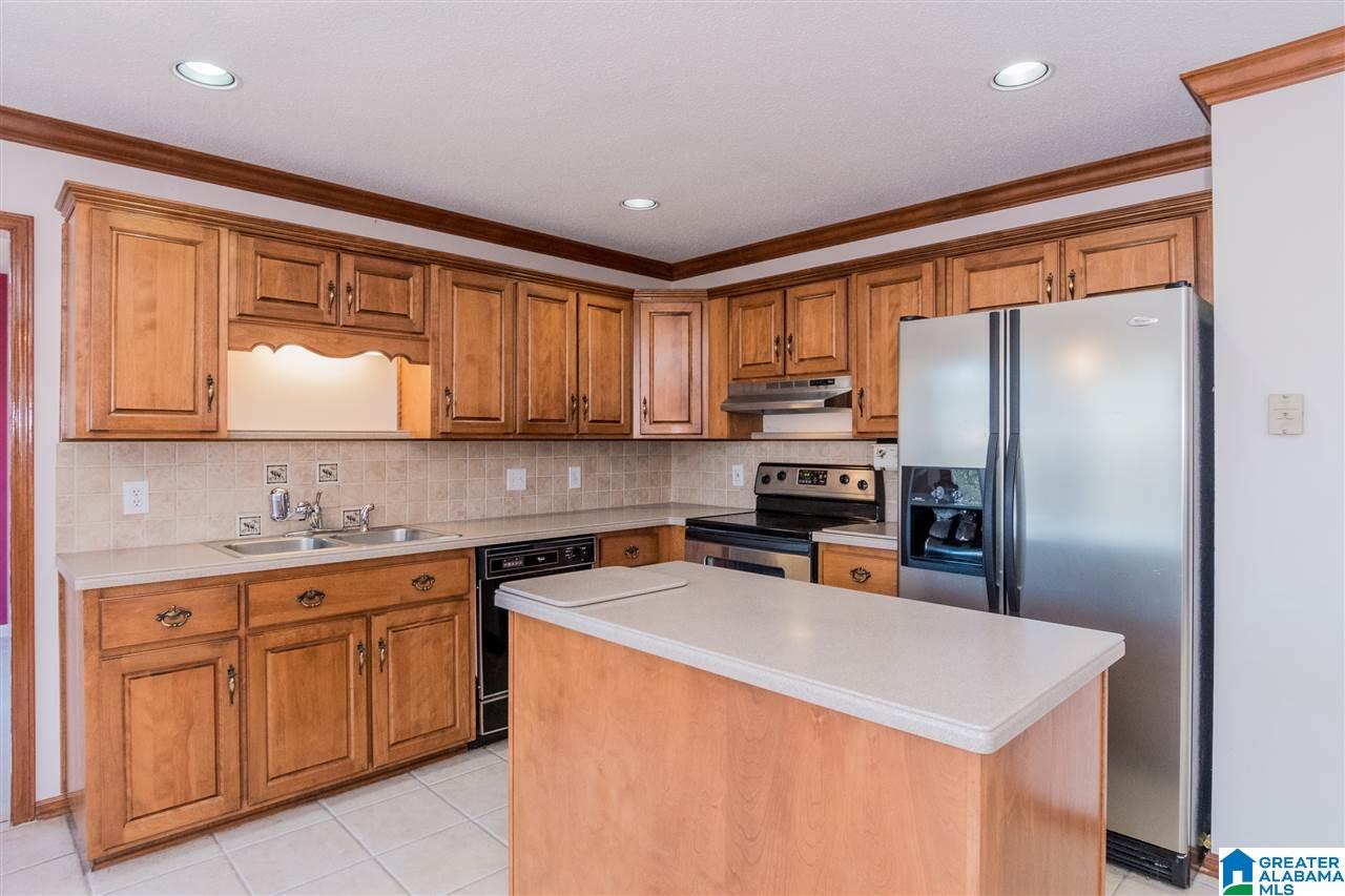 744 Dividing Ridge Drive Birmingham, AL 35244 - Photo 8 of 50