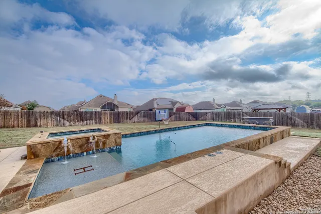 $899,000 | 3209 Harvest Hills Boulevard, Marion, TX 78124