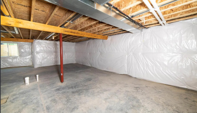 7235 Genesis Way Bettendorf, IA 52722 - Photo 25 of 26 a view of an empty room