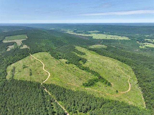 $715,000 | 1 Off N4220, Antlers, OK 74536