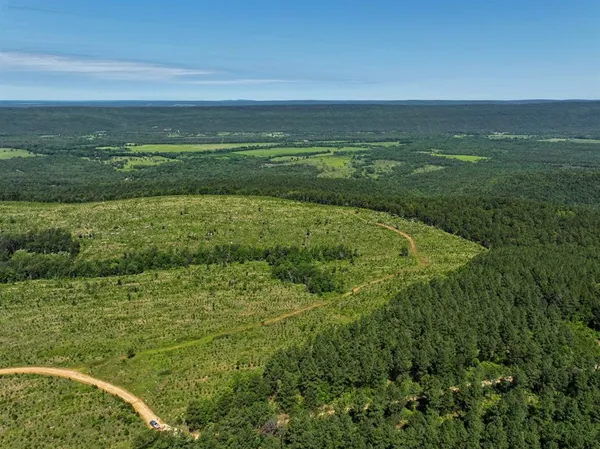 $715,000 | 1 Off N4220, Clayton, OK 74536