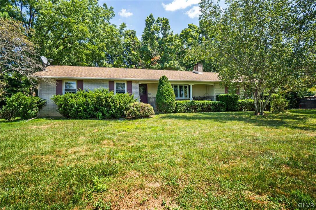 447 Hahn Road Nazareth, PA 18064 - Photo 1 of 25