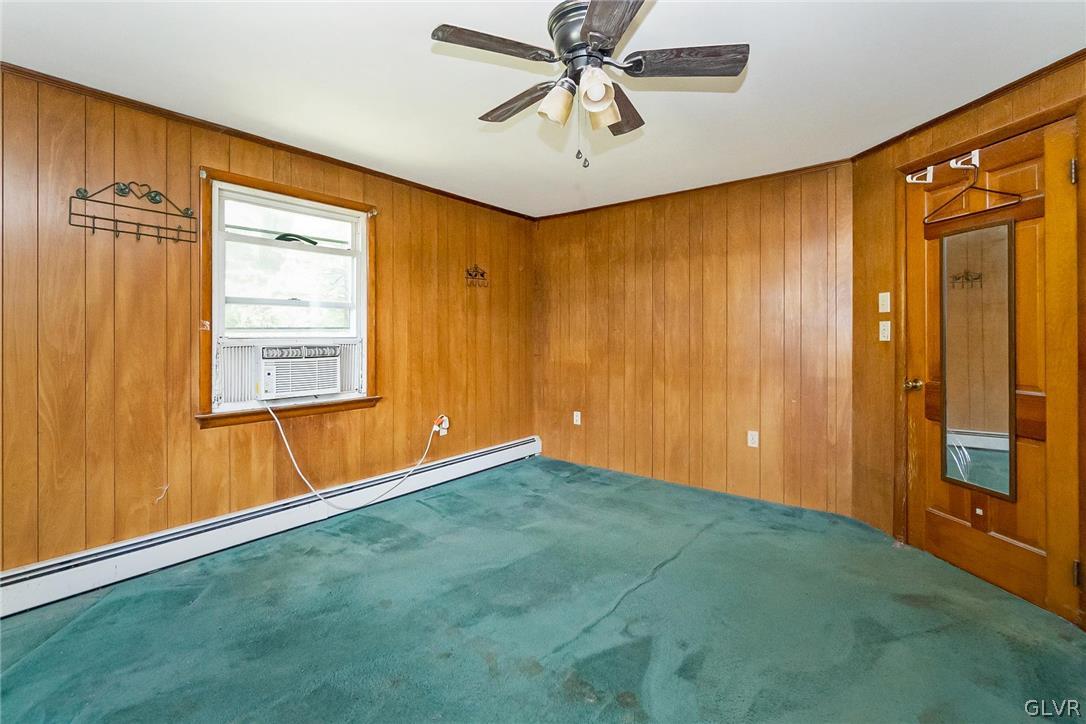 447 Hahn Road Nazareth, PA 18064 - Photo 15 of 25
