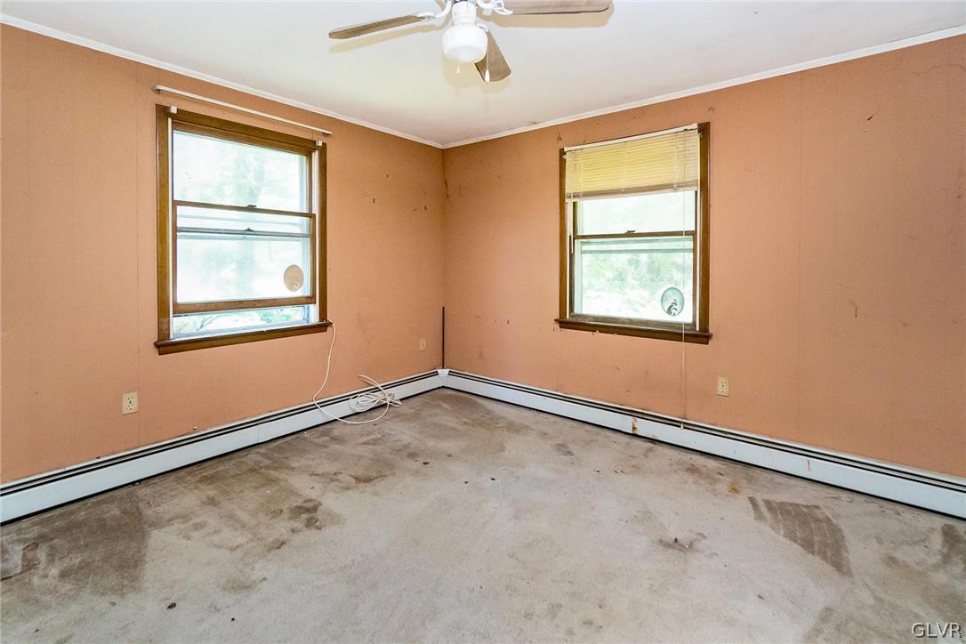 447 Hahn Road Nazareth, PA 18064 - Photo 16 of 25